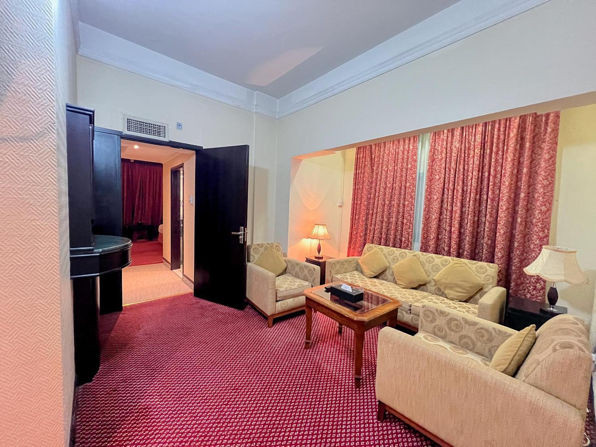 Claridge Hotel Dubai Luaran gambar