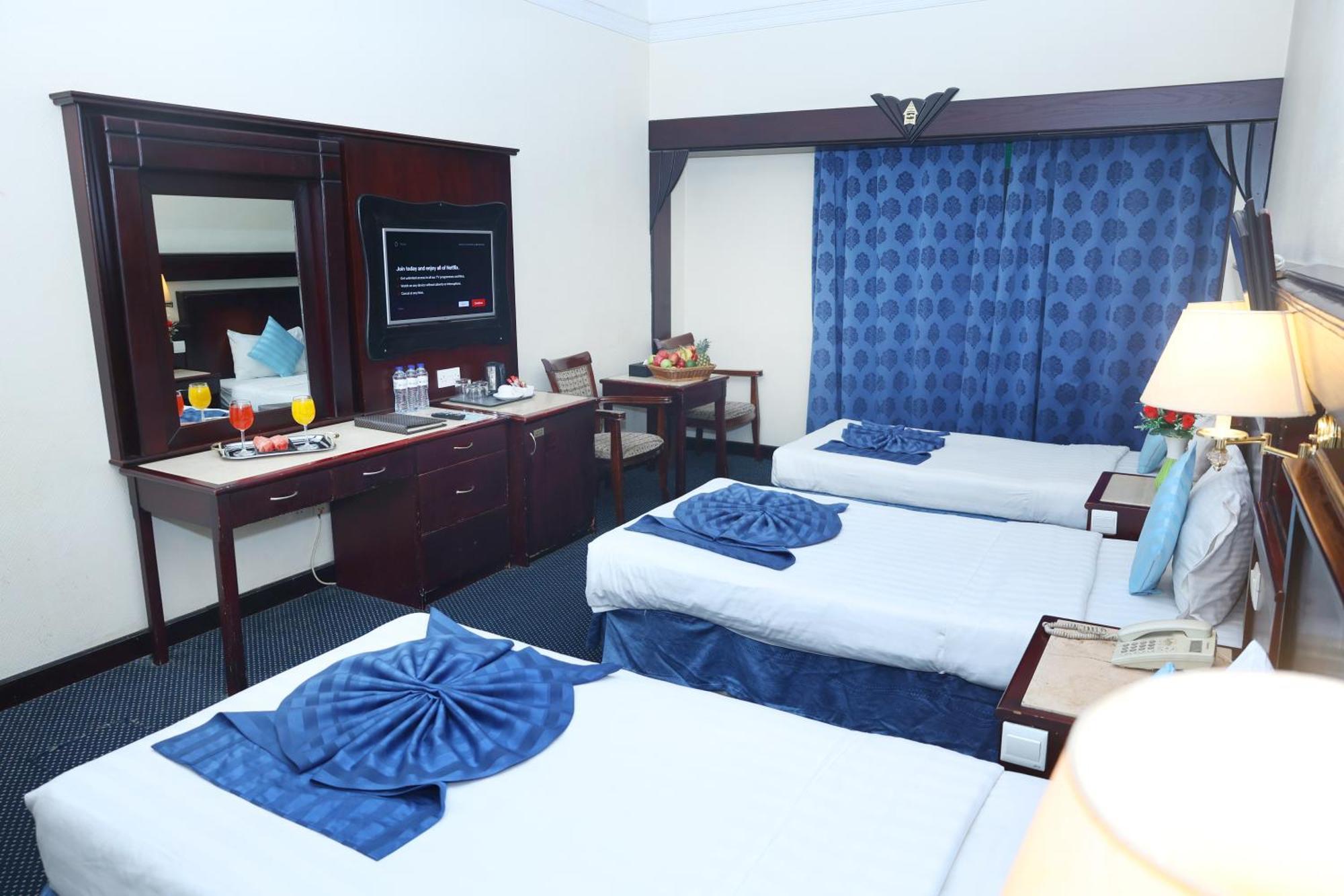 Claridge Hotel Dubai Luaran gambar